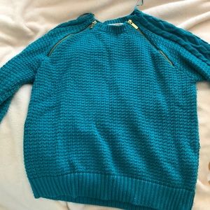 MICHAEL KORS BLUE PULLOVER SWEATER W/ ZIPPERS